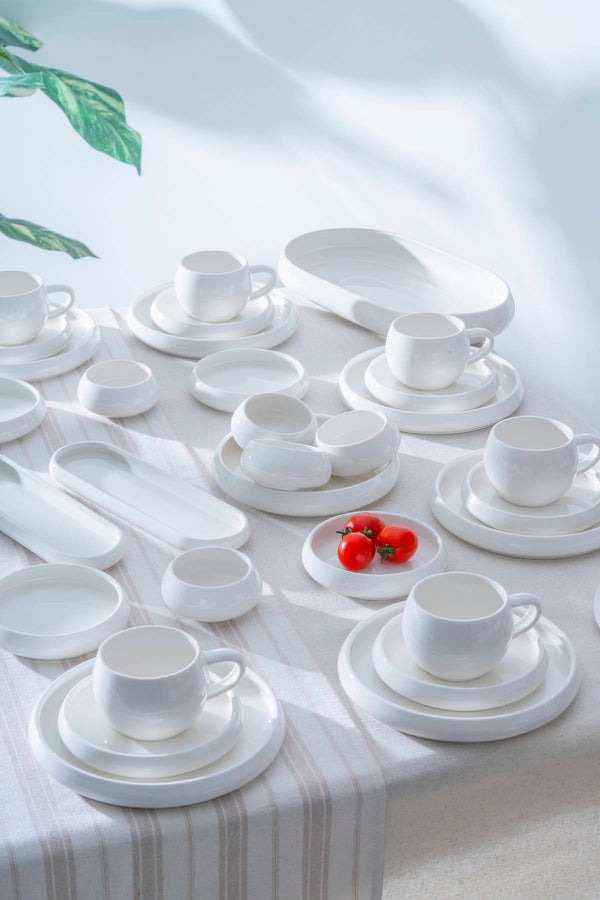 Bianco Perla Frühstücksset – 33-teilig für 6 Personen | Weißes Porzellan mit Kaffeetassen & kleinen Frühstückstellern