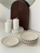 Almina Bloomy Teeunterteller 6er Set – Porzellan Untertassen Ø 13 cm Creme