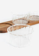 Servierset mit 3 Glasschalen & Akazienholz-Servierbrett – 42 cm