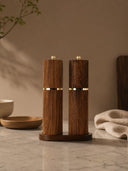Salz- & Pfeffermühlen-Set aus Holz mit Ständer – 2-teilig, Braun